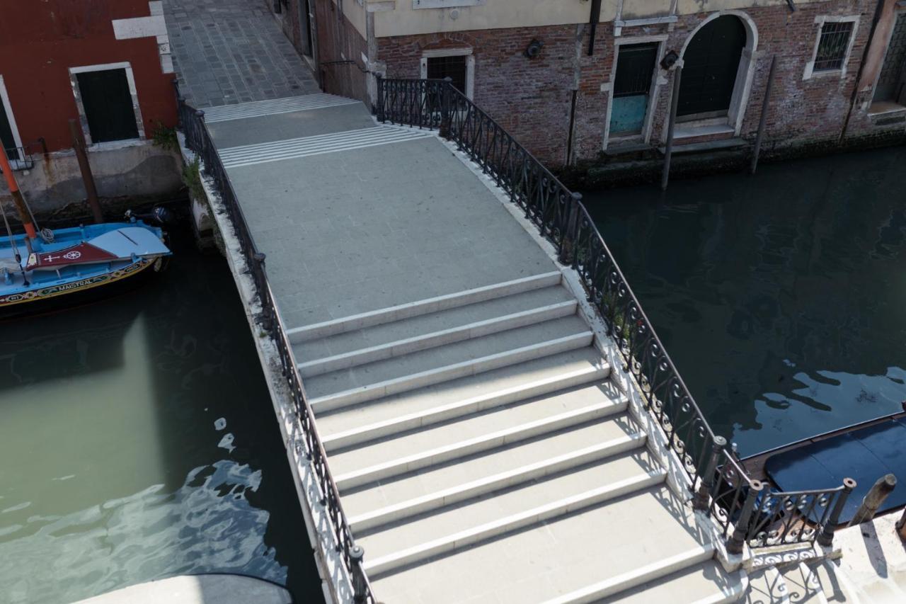 Amazing Modern Design Home, Campo Dei Mori. Wifi Venezia
